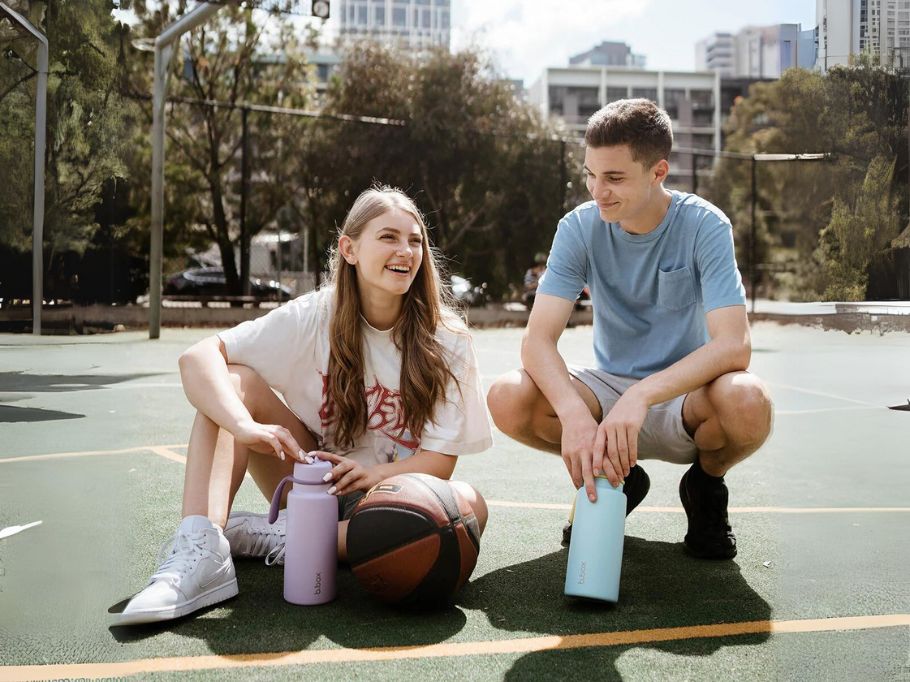 1リットル水筒のおすすめは?選び方と子供も使えるアイテムをご紹介!