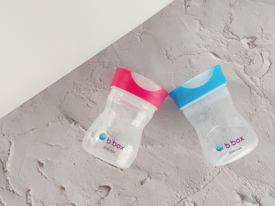 トレーニングカップでコップ飲みの練習してみない?