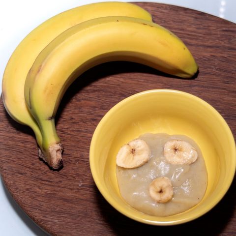 管理栄養士監修】離乳食のバナナはいつから？月齢別の与え方や冷凍方法、おすすめレシピもご紹介