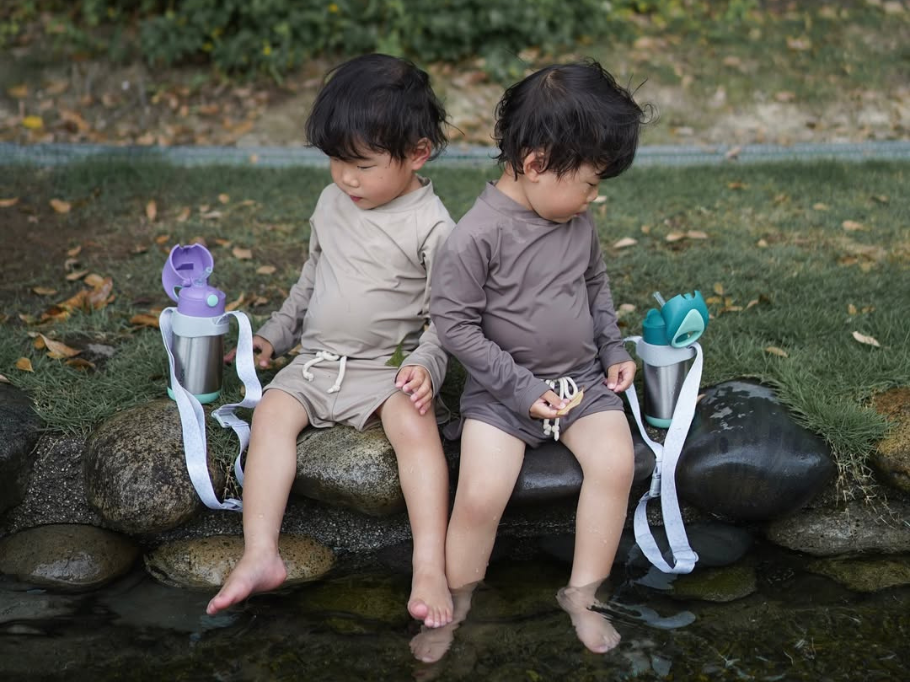 【これ一択!】子どもが自分で持てる水筒は“ストラップ付き”が正解な理由3つ
