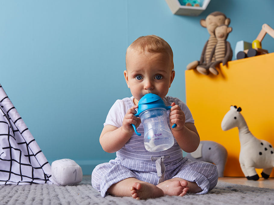 哺乳瓶からマグへの移行にお悩みのママへ。b.boxおすすめアイテムのご紹介