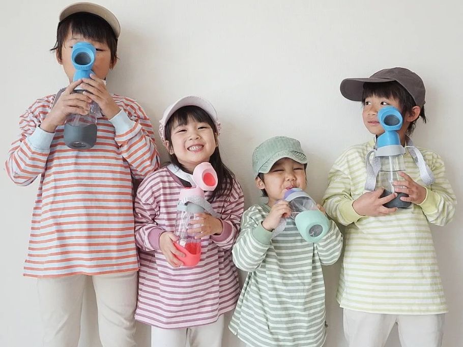 水筒にスポーツドリンクはNG!安心して使えるおすすめの水筒をご紹介を説明している