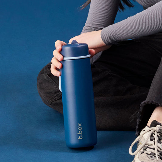 フリップトップボトル690ml(ステンレス製水筒)/ Insulated Flip Top Bottle 690ml - midnight