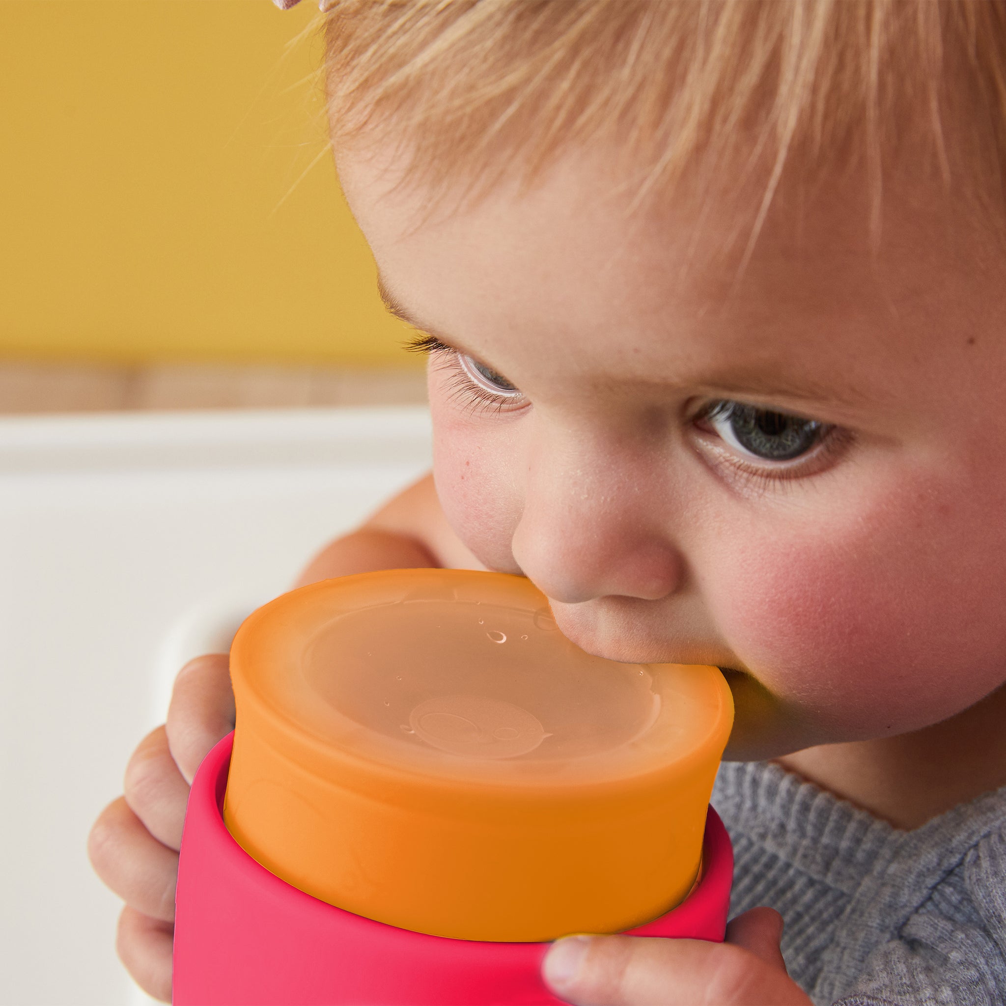 360カップ(コップ飲み練習用アイテム)/360 cup - strawberry shake