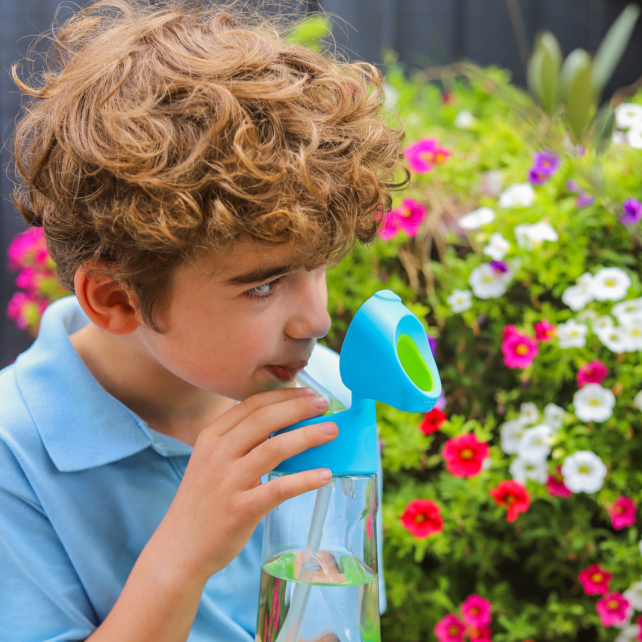 子供用プラスチック製水筒 ストロー直飲みタイプ ワンプッシュ式 スポーツドリンク対応 食洗機対応