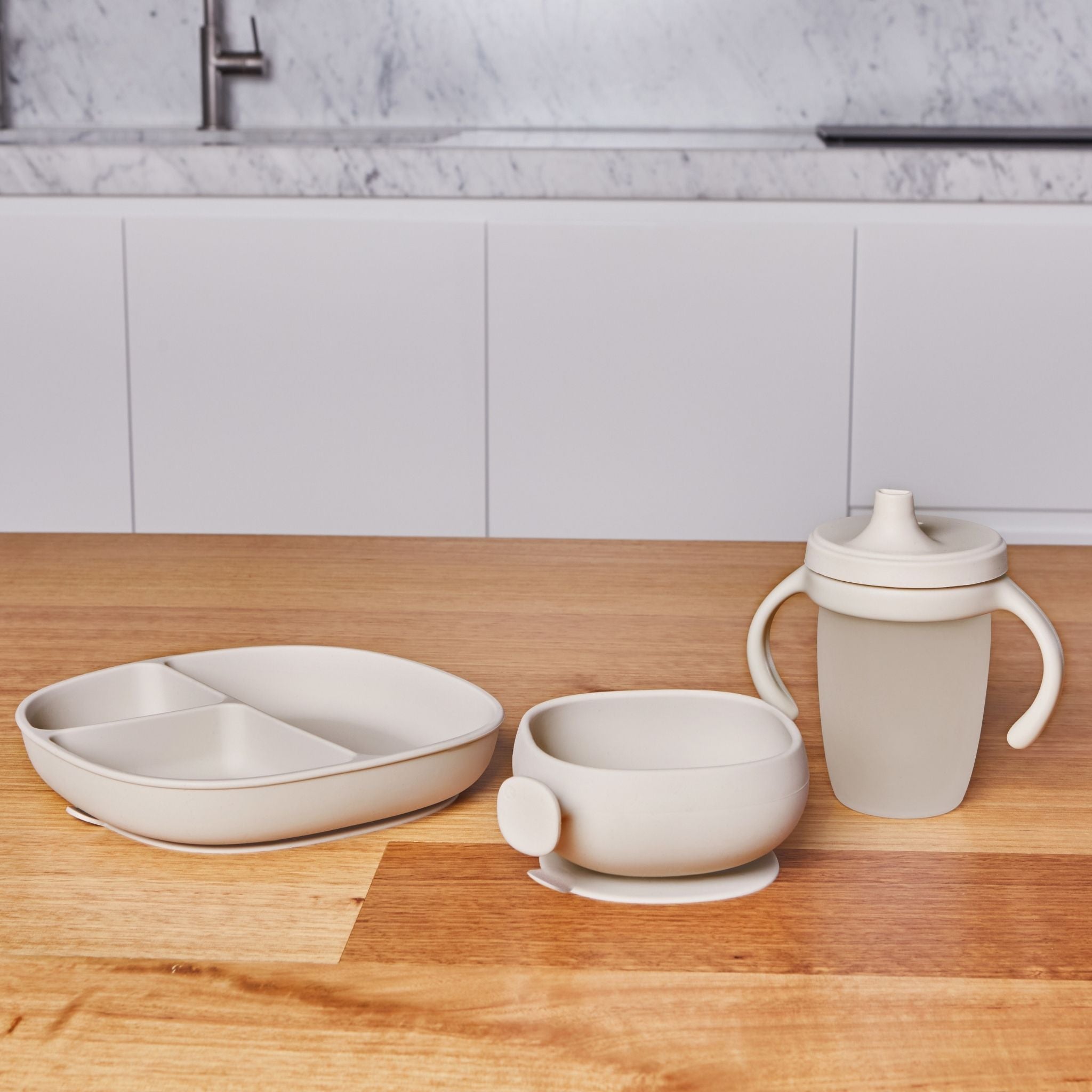 シリコンボウル+リッド(蓋・吸盤付きボウル)/Silicone Bowl+Lid - latte