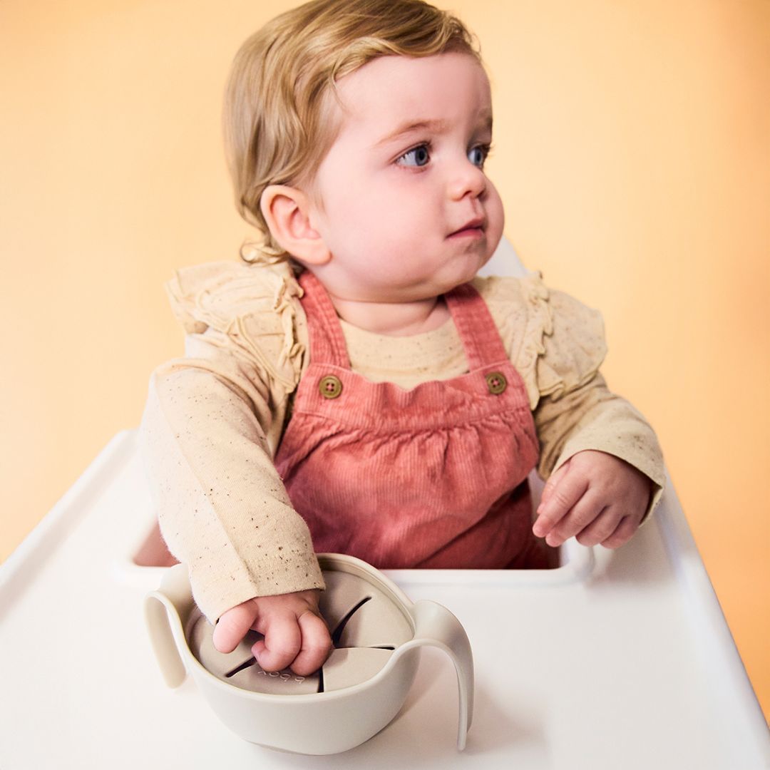 【New】シップスナックボウル(蓋・取手付きお食事ボウル)/Sip + Snack Bowl - latte