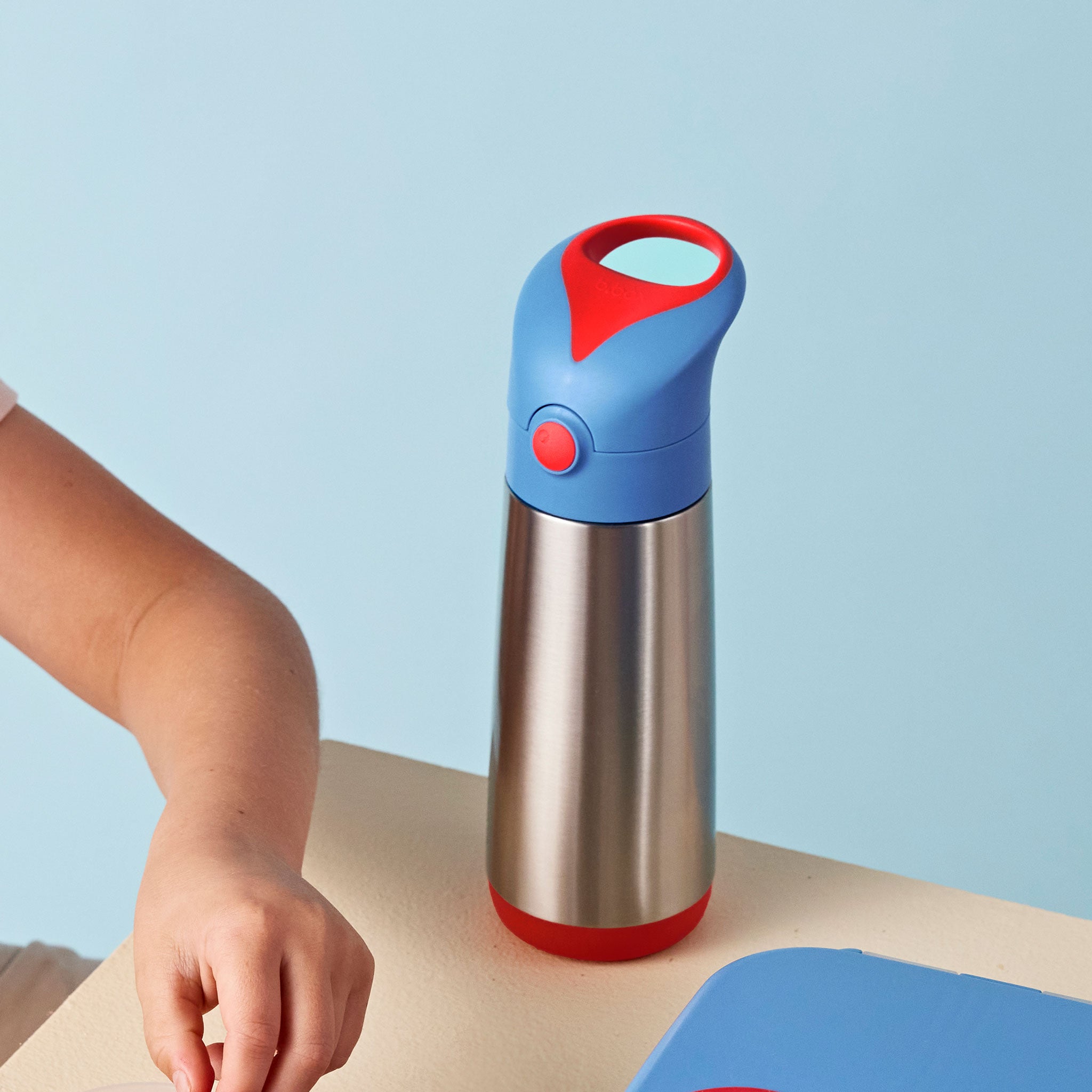 ビーボックス食洗機対応子供用水筒 blue blaze 500ml