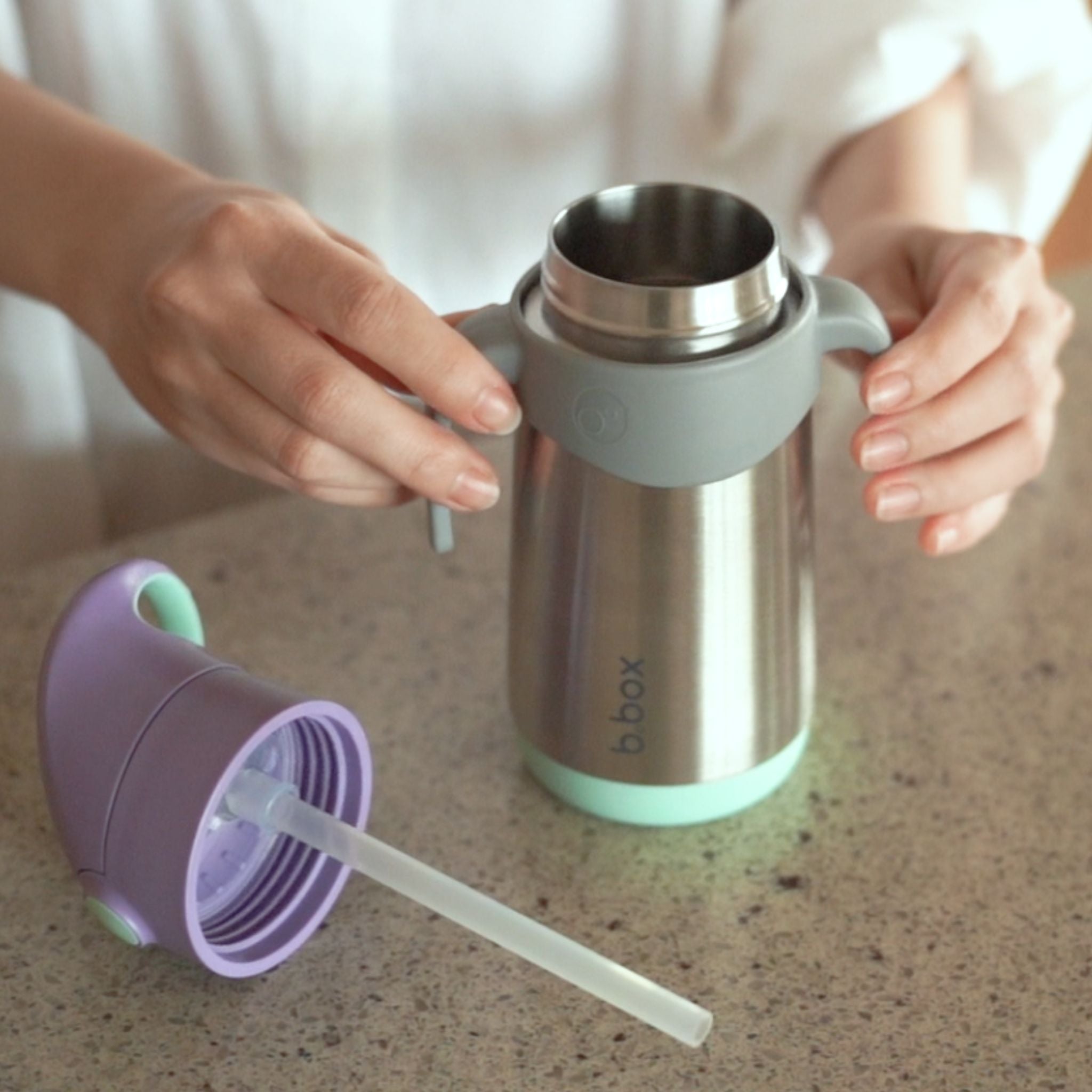 ベビー用保冷マグ ビーボックス ハンドルの取り付け方