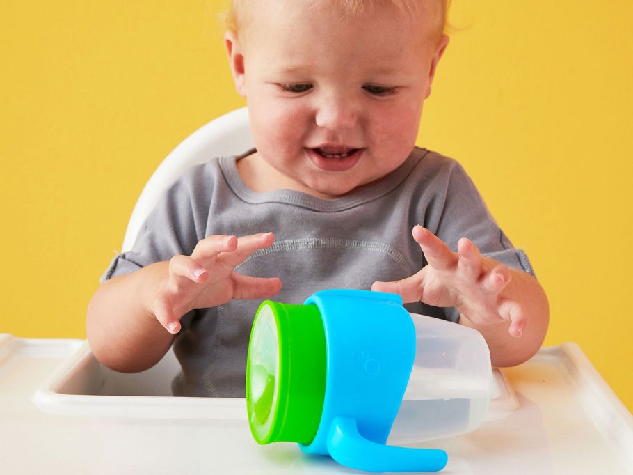 赤ちゃん用こぼれないコップは「360カップ」がおすすめ！持ち運びOKで洗いやすいと人気