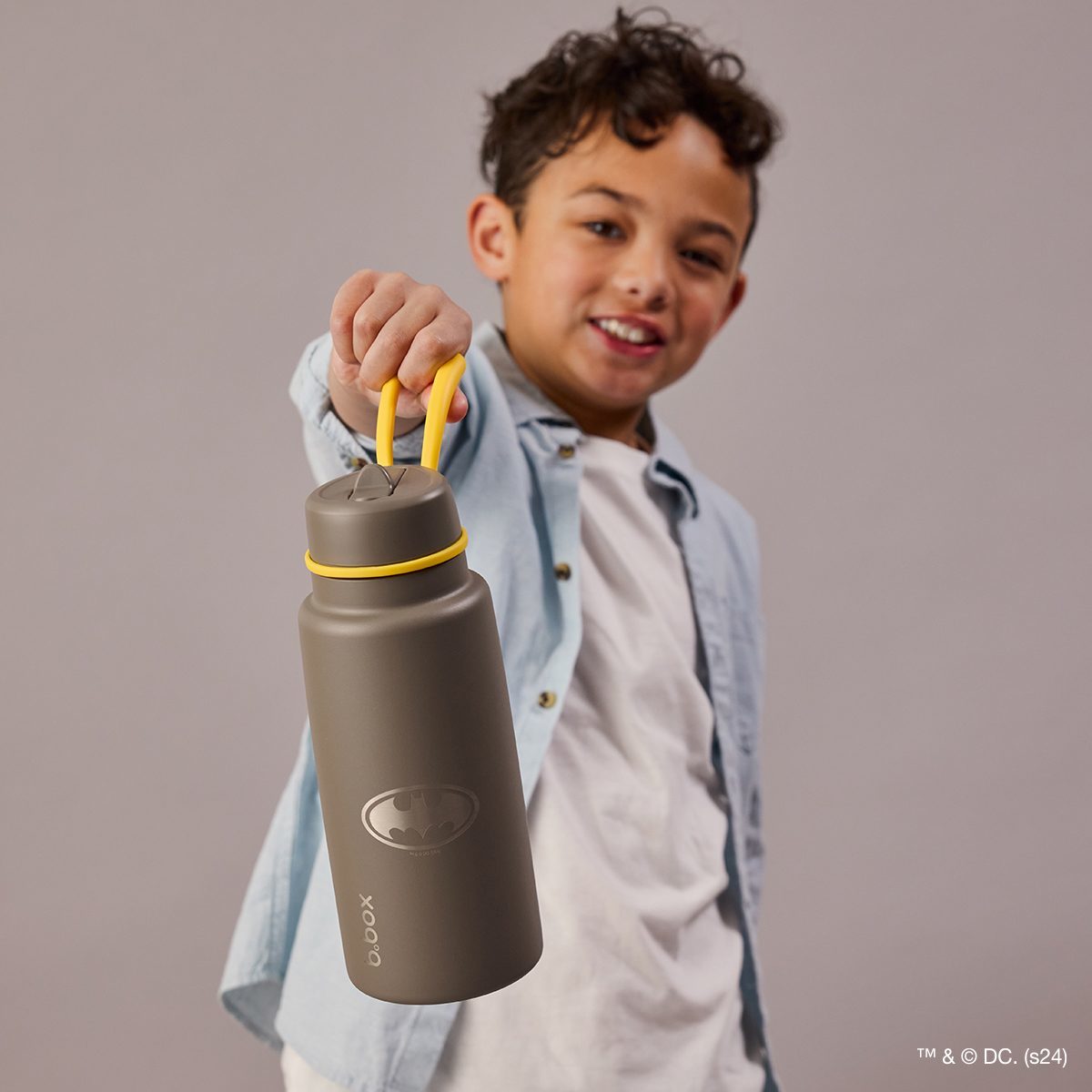 【3月下旬発売予定】フリップトップボトル 1L（ステンレス製水筒）/Warner Bros. Insulated Flip Top Bottle 1L - Batman by b.box