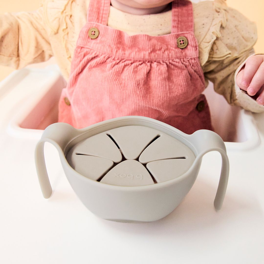 【発売開始前】シップスナックボウル（蓋・取手付きお食事ボウル）/Sip + Snack Bowl - latte