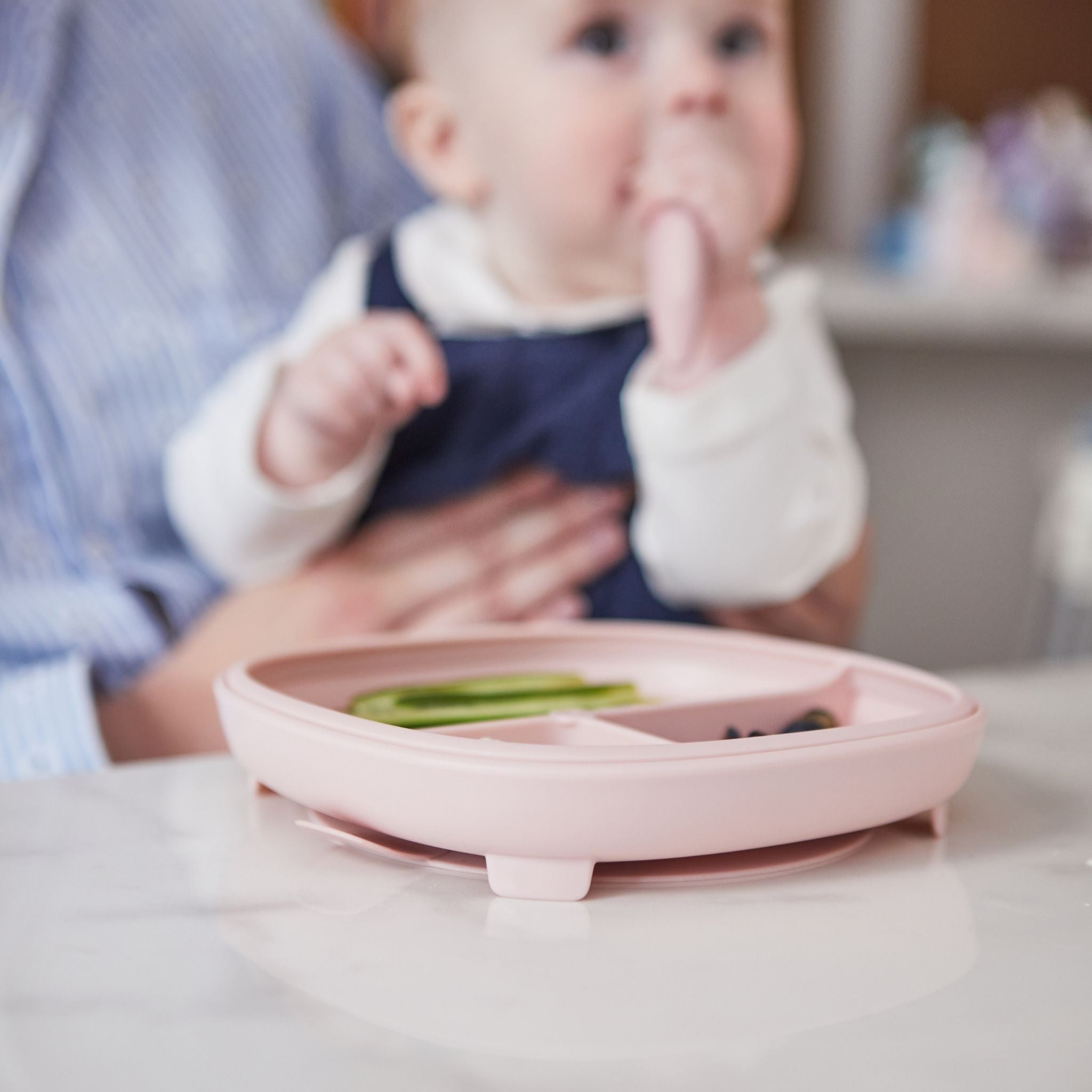 ベビー 動かない セール 食器