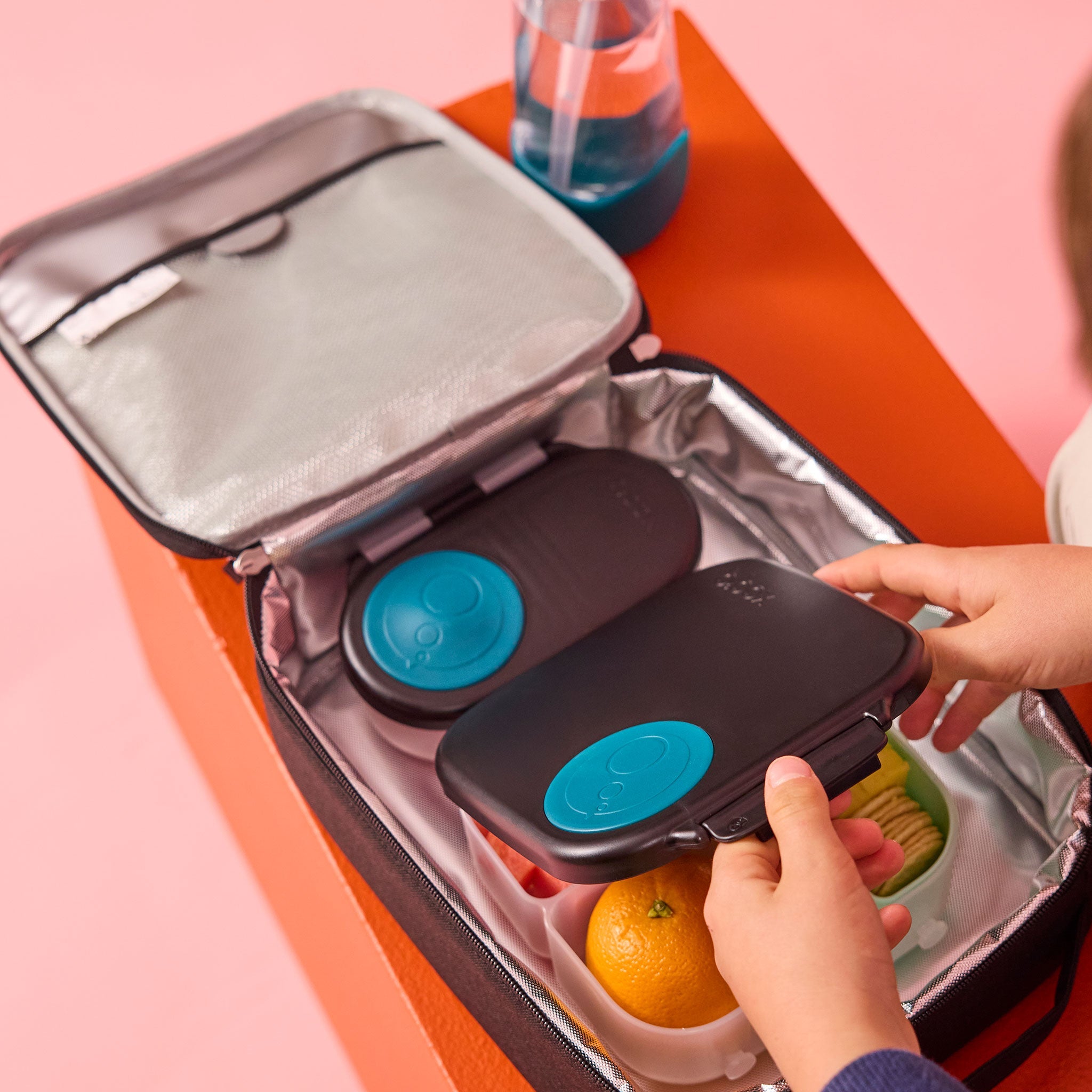 【New】断熱性ランチバッグ /insulated lunchbag - basic black