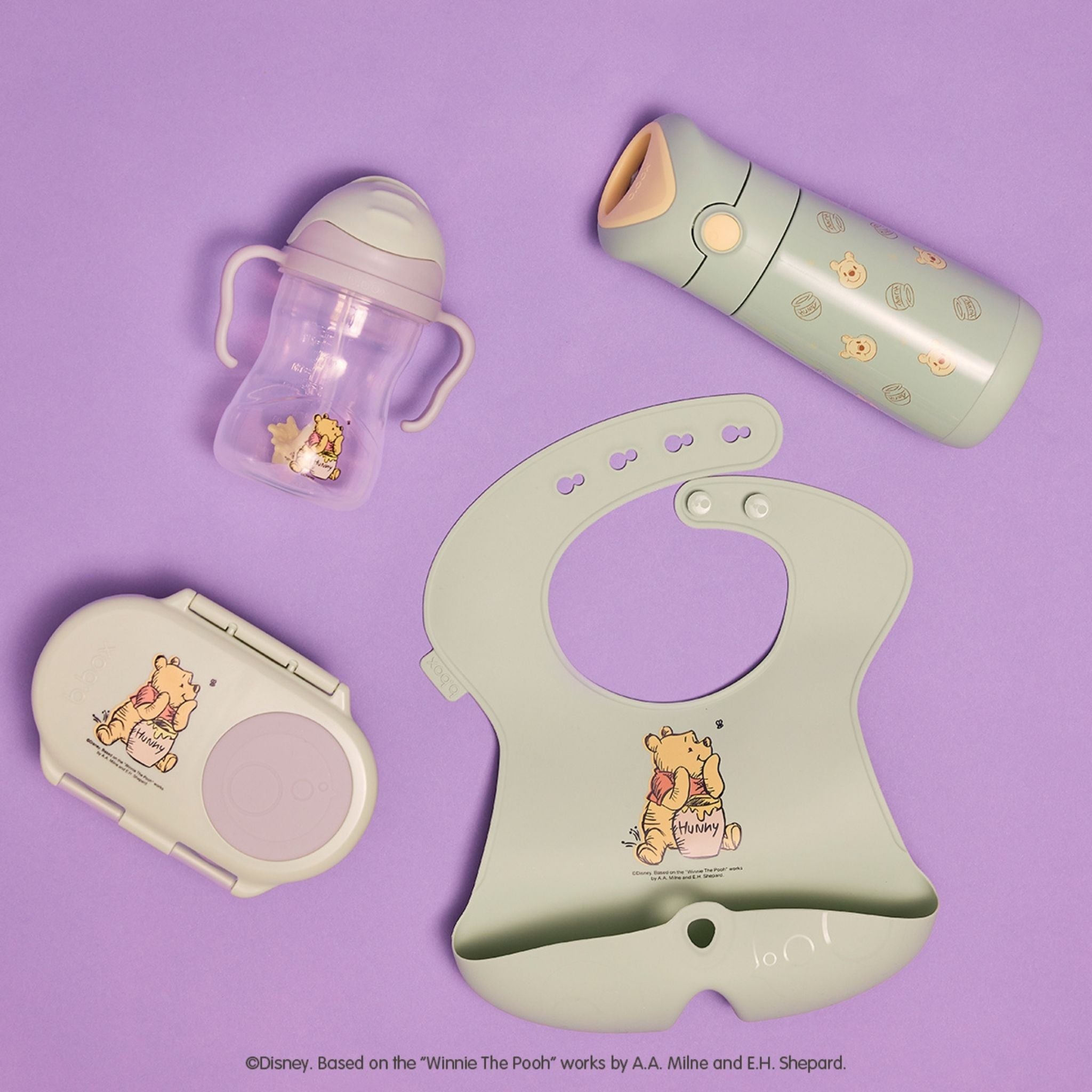 New】ディズニーシリコンビブ/Disney Silicone Bib - Winnie the Pooh